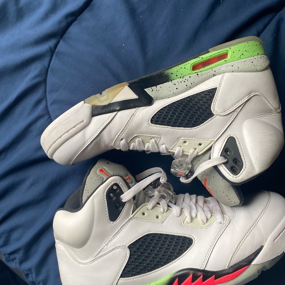 Jordan 5 - Picture 2 of 8